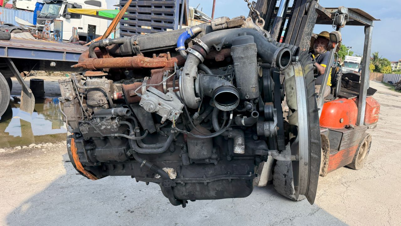 Scania DC1306 Engine Assy